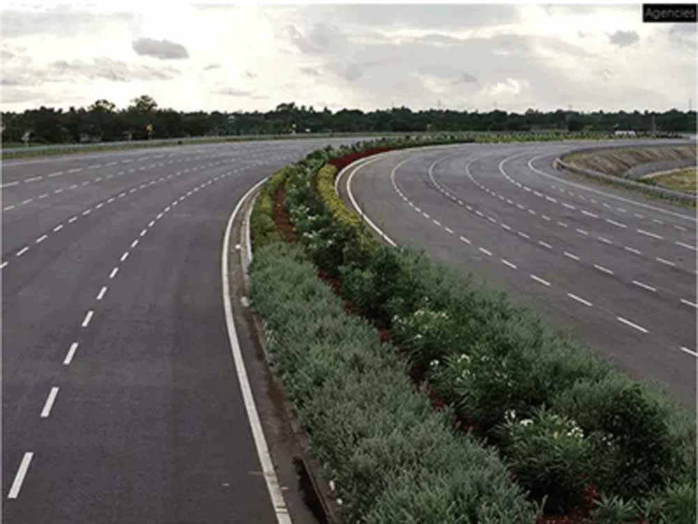 लखनऊ से झांसी तक बेहतर सड़क संपर्क, औद्योगिक विकास और निवेश को मिलेगी रफ्तार
