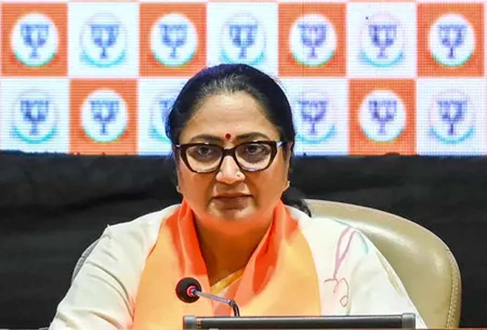 नवंबर से नए नियम: पार्किंग महंगी, बिना PUCC नहीं मिलेगा ईंधन
