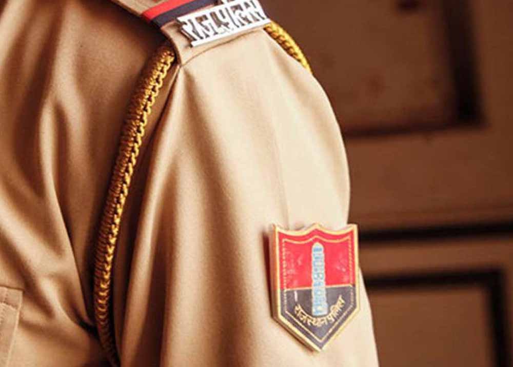 5 राज्यों में फैला ड्रग नेटवर्क ध्वस्त, सिरसा में एएनटीएफ ने पकड़ी करोड़ों की खेप 5 राज्यों में फैला ड्रग नेटवर्क ध्वस्त, सिरसा में एएनटीएफ ने पकड़ी करोड़ों की खेप