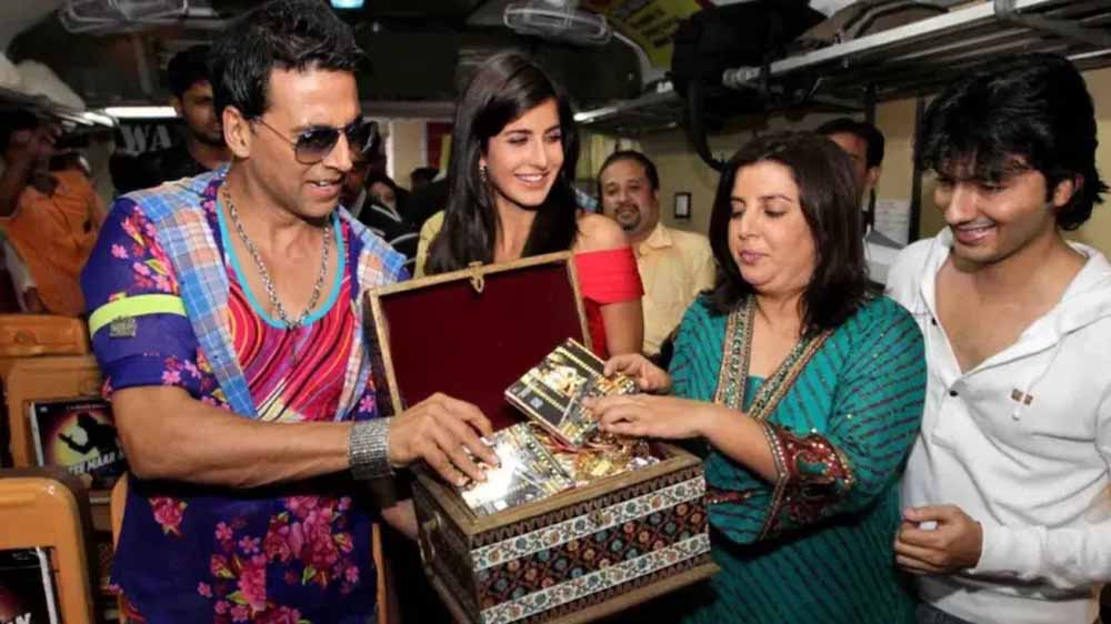 अक्षय कुमार शूटिंग पर हेलीकॉप्टर से जाते थे, फराह खान ने सुनाया मजेदार किस्सा अक्षय कुमार शूटिंग पर हेलीकॉप्टर से जाते थे, फराह खान ने सुनाया मजेदार किस्सा