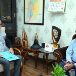 राज्यपाल रमेन डेका से मुख्य सचिव ने सौजन्य भेंट की