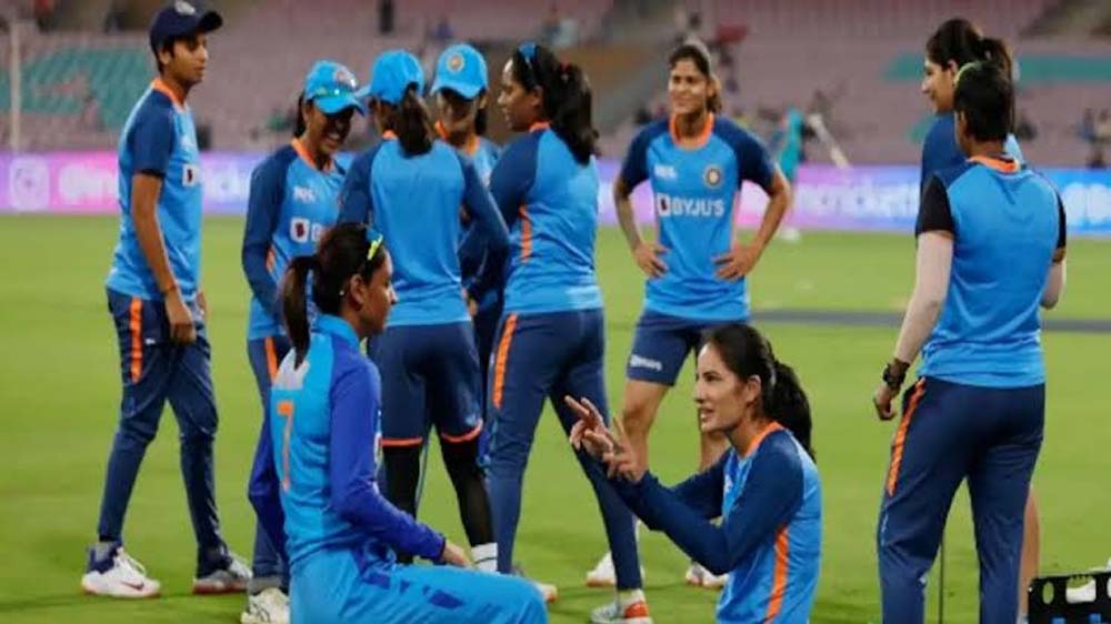 महिला टी20 वर्ल्ड कप में भारत की असली परीक्षा आज, दक्षिण अफ्रीका से भिड़ेगी हरमन ब्रिगेड महिला टी20 वर्ल्ड कप में भारत की असली परीक्षा आज, दक्षिण अफ्रीका से भिड़ेगी हरमन ब्रिगेड