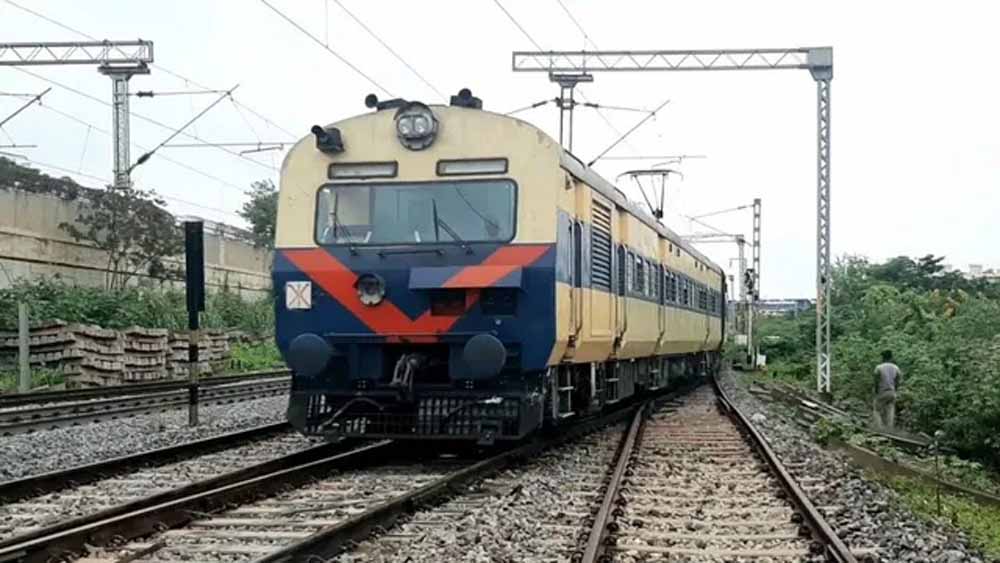 अभ्यर्थियों की सुविधा के लिए पूर्व मध्य रेलवे चलाएगा दर्जनों परीक्षा स्पेशल ट्रेनें अभ्यर्थियों की सुविधा के लिए पूर्व मध्य रेलवे चलाएगा दर्जनों परीक्षा स्पेशल ट्रेनें
