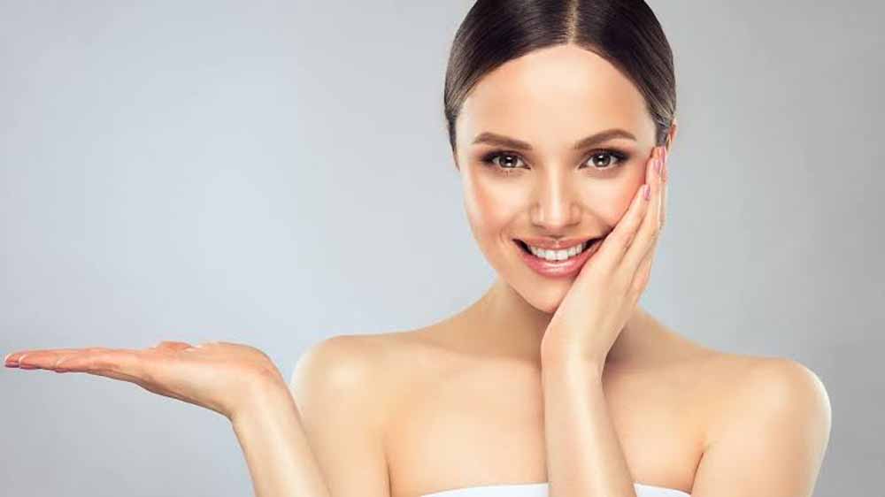 कोरियन स्किनकेयर ट्रेंड: कोलेजन बढ़ाने के 5 घरेलू नुस्खे जो स्किन को बनाते हैं ग्लोइंग कोरियन स्किनकेयर ट्रेंड: कोलेजन बढ़ाने के 5 घरेलू नुस्खे जो स्किन को बनाते हैं ग्लोइंग