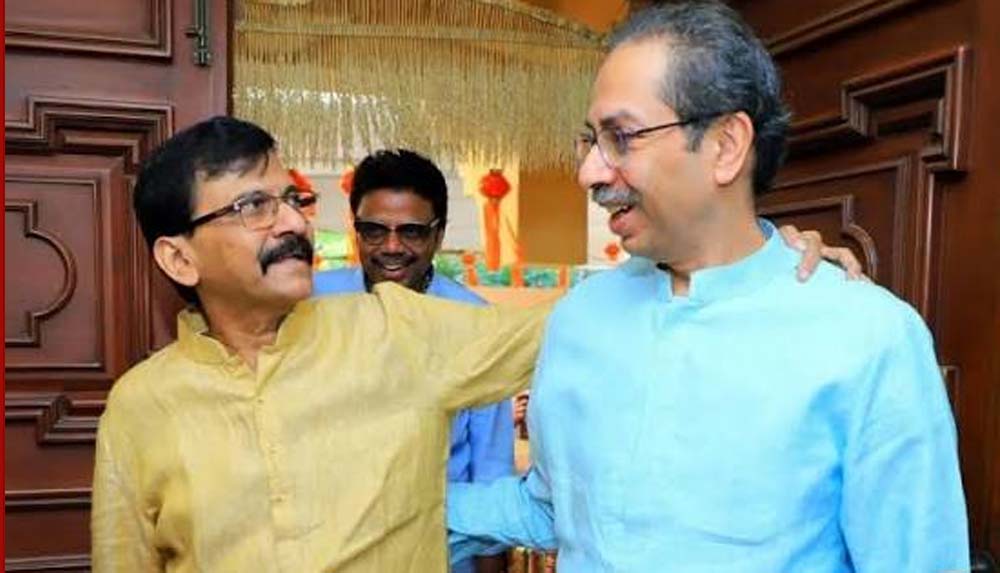 शिवसेना विवाद गहराया, शिंदे के बयान के बाद राउत की रहस्यमयी पोस्ट से बढ़ा तनाव शिवसेना विवाद गहराया, शिंदे के बयान के बाद राउत की रहस्यमयी पोस्ट से बढ़ा तनाव