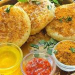 क्रिस्पी थट्टे इडली फ्राई: साउथ इंडियन पोडी मसाले के साथ एक चटपटा नाश्ता रेसिपी