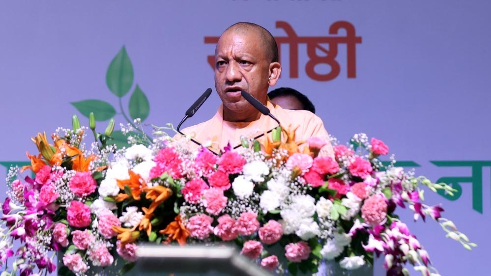 मुख्यमंत्री योगी आदित्यनाथ ने कुकरैल में ‘एक पेड़ मां के नाम’ महाभियान का किया शुभारंभ, महर्षि चरक औषधि वन की भी स्थापना की मुख्यमंत्री योगी आदित्यनाथ ने कुकरैल में ‘एक पेड़ मां के नाम’ महाभियान का किया शुभारंभ, महर्षि चरक औषधि वन की भी स्थापना की