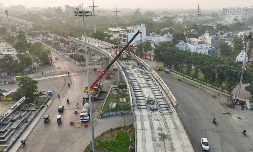 घनी आबादी वाले इलाकों तक पहुंचेगी इंदौर मेट्रो, मालवीय नगर तक विस्तार से सफर होगा आसान घनी आबादी वाले इलाकों तक पहुंचेगी इंदौर मेट्रो, मालवीय नगर तक विस्तार से सफर होगा आसान
