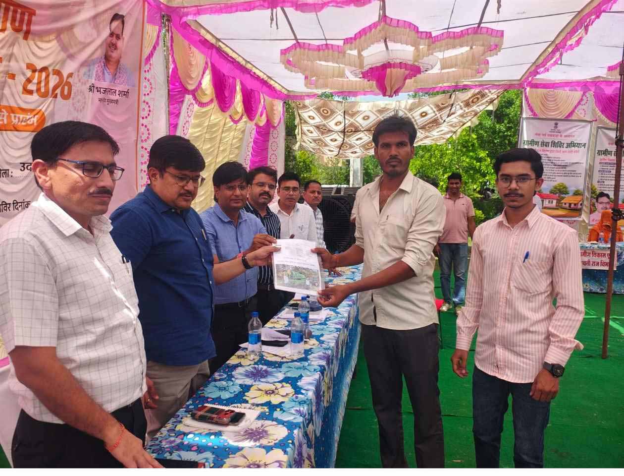 उदयपुर के ग्रामीण सेवा शिविरों में ऑन-द-स्पॉट समाधान, किसानों और जरूरतमंदों को मिला लाभ