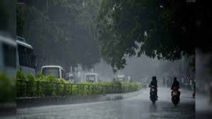 पश्चिमी विक्षोभ के असर से बदला मौसम, 4–5 दिन और बारिश के आसार