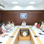 मुख्य सचिव ने की योजनाओं की प्रगति की समीक्षा, समयबद्ध क्रियान्वयन पर दिया जोर
