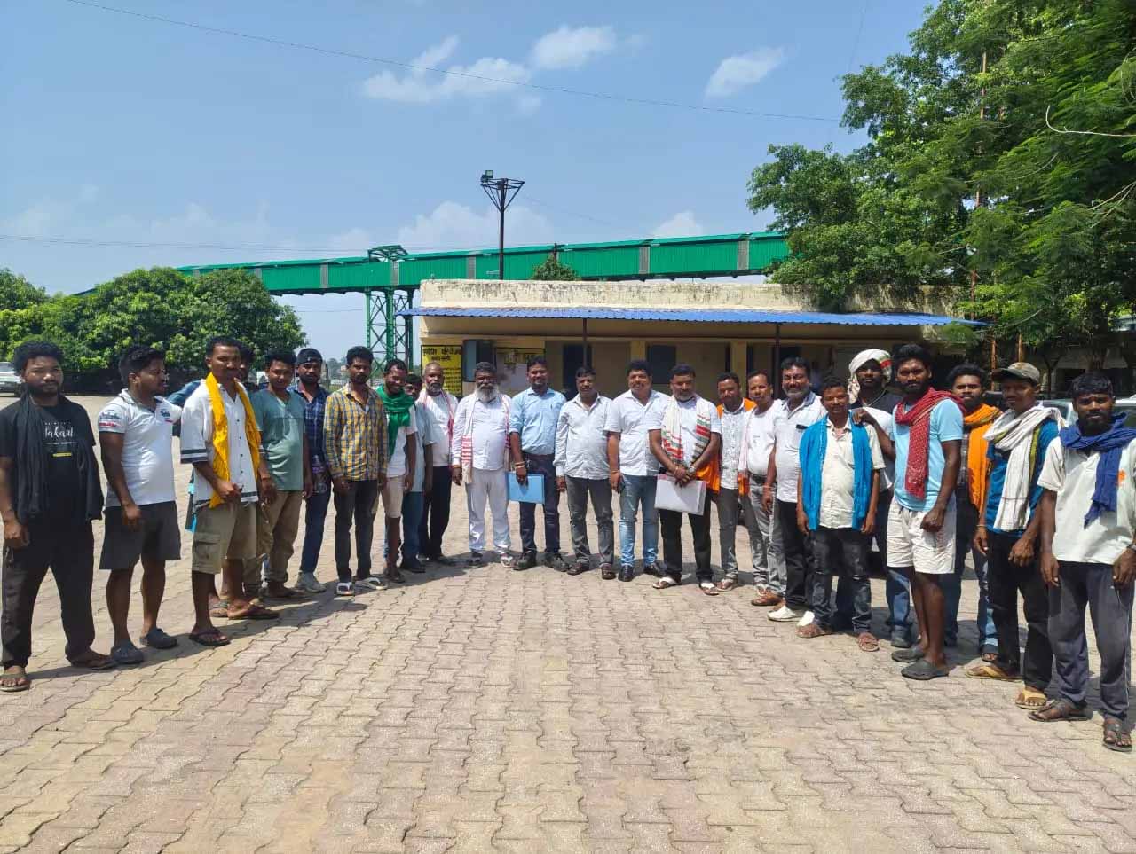 मिलिट्री हॉस्पिटल नामकुम में मेगा आई कैंप, विशेषज्ञ डॉक्टर कर रहे मोतियाबिंद और रेटिना उपचार मिलिट्री हॉस्पिटल नामकुम में मेगा आई कैंप, विशेषज्ञ डॉक्टर कर रहे मोतियाबिंद और रेटिना उपचार