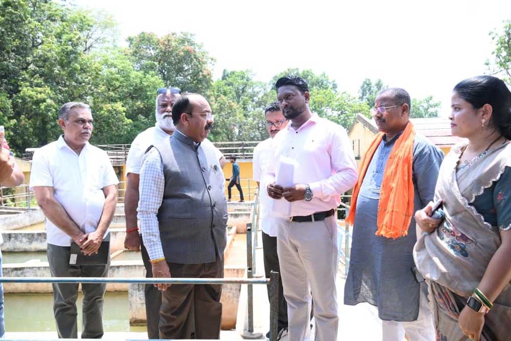 जावंगा कॉलेज भवन, जल जीवन मिशन और स्वच्छता दीदियों के कार्यों को देखा जावंगा कॉलेज भवन, जल जीवन मिशन और स्वच्छता दीदियों के कार्यों को देखा