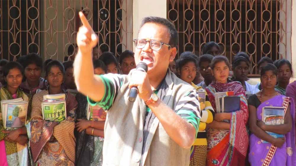 Jharkhand News: राज्यपाल की मंजूरी के बाद अनुज सिन्हा सहित चार नए सूचना आयुक्त होंगे नियुक्त