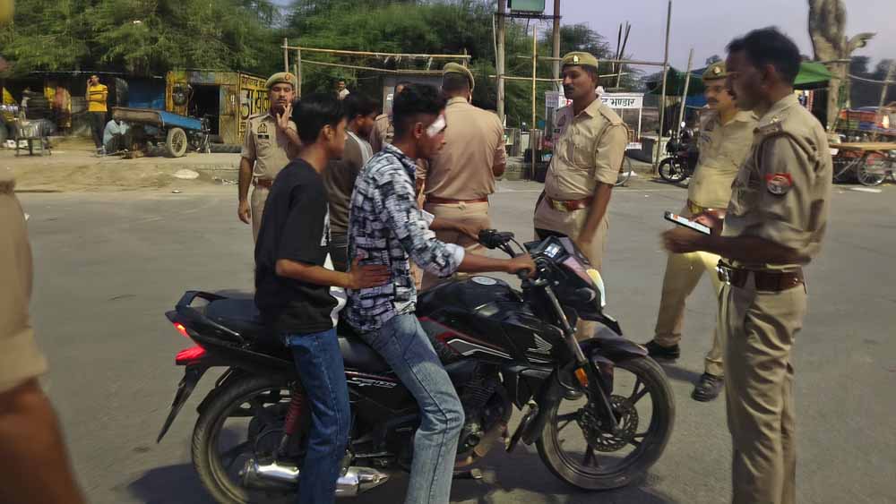 बाहरी फेरी वालों पर पुलिस की नजर, सत्यापन अभियान से सुरक्षा व्यवस्था होगी और मजबूत