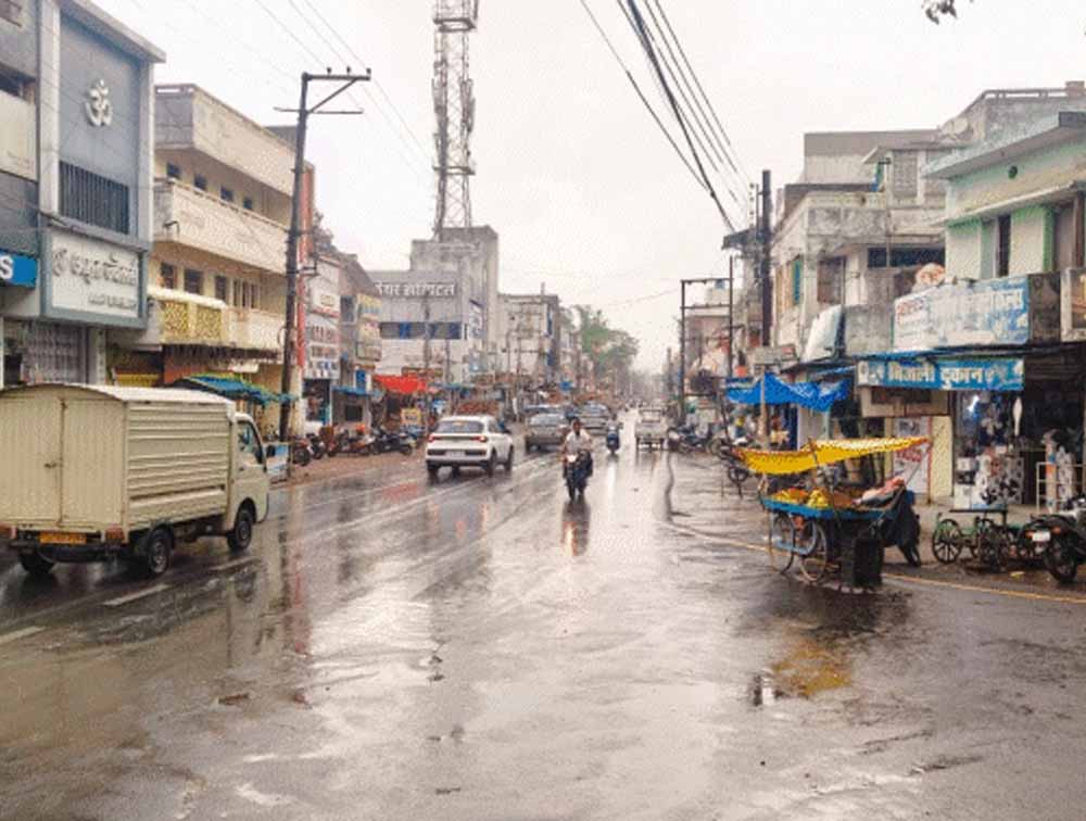 रायपुर मौसम अपडेट: छाए बादल, कल से तेज होगा मानसून का असर