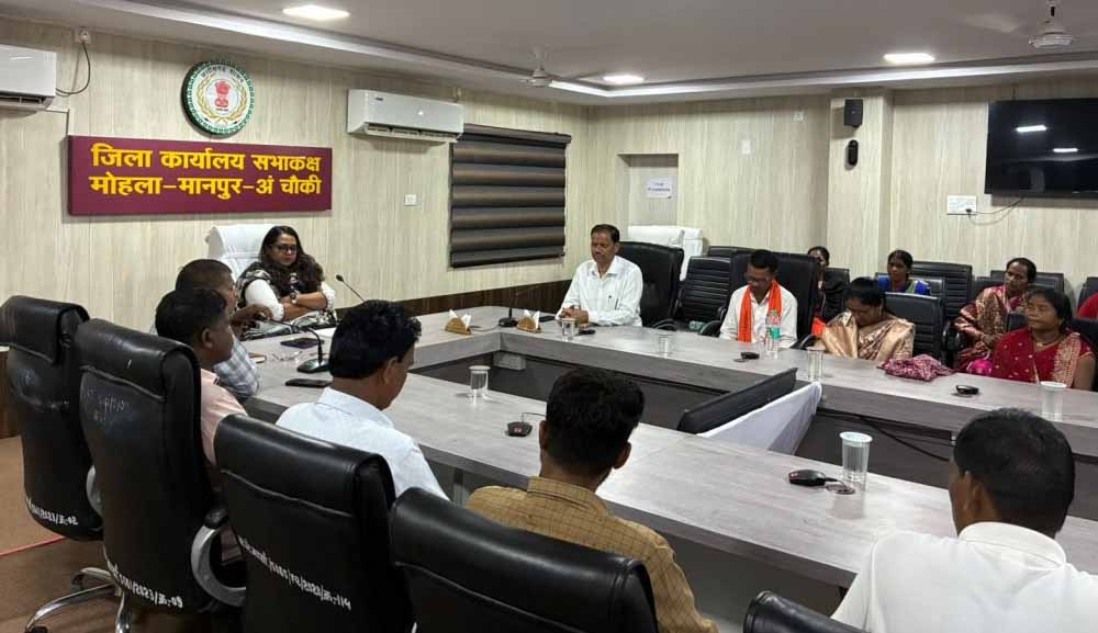 सरपंचों का बड़ा ऐलान, CEO का तबादला नहीं हुआ तो देंगे सामूहिक इस्तीफा