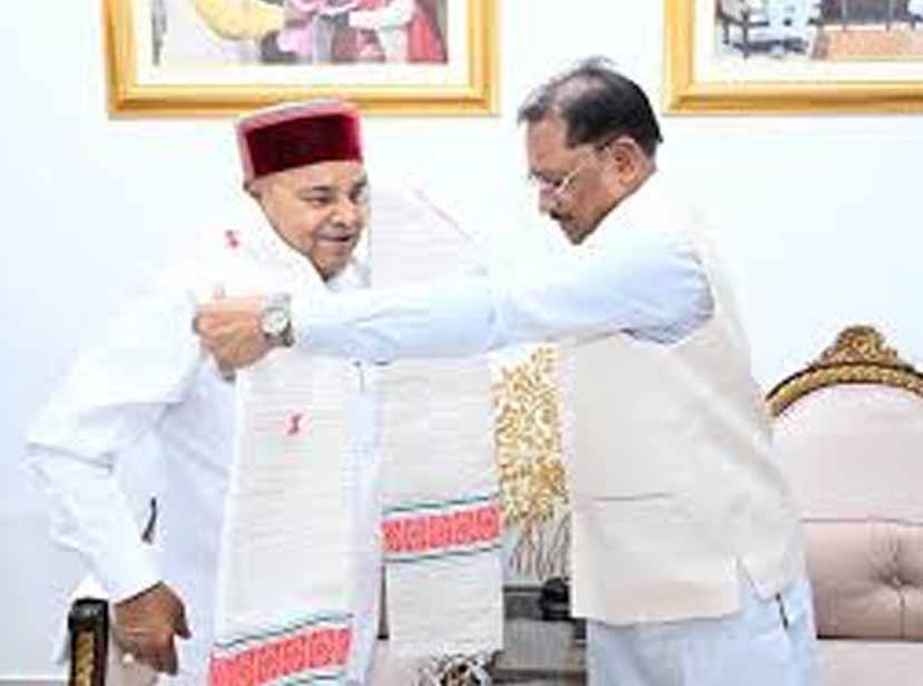 मुख्यमंत्री विष्णुदेव साय और राज्यपाल थावरचंद गहलोत की मुलाकात, कई अहम विषयों पर हुई बातचीत