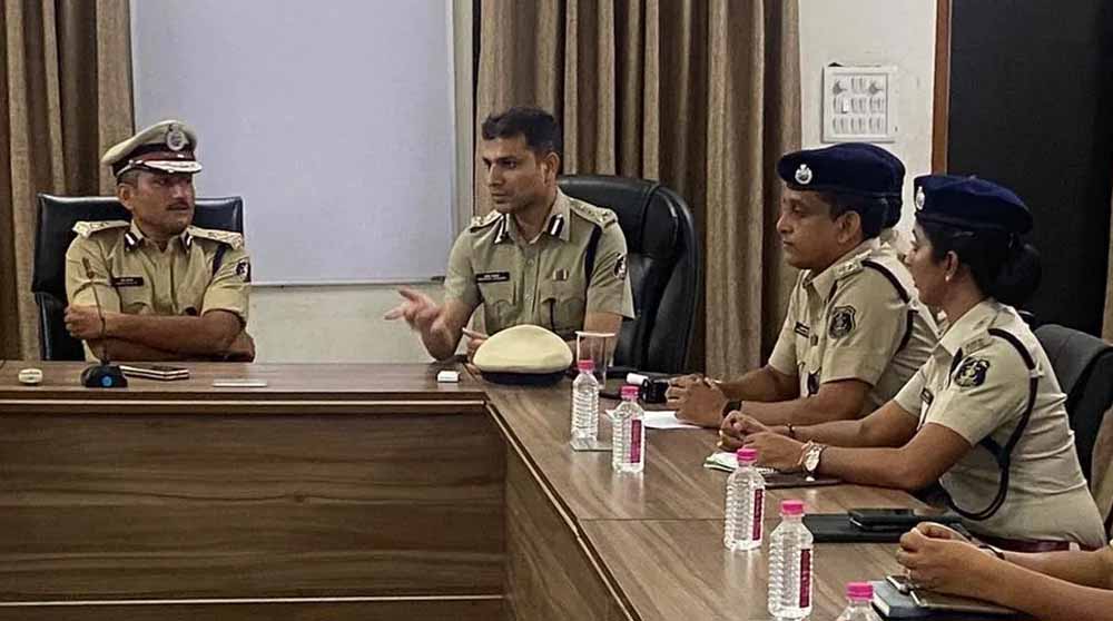 बस्तर रेंज को मिला नया IG, IPS बद्रीनारायण मीणा संभालेंगे कमान
