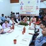 बुनकरों और शिल्पियों की आय बढ़ाने के लिए डिजाइन प्रशिक्षण एवं नवाचार पर जोर