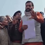 खादी को बढ़ावा देने की पहल, मुख्यमंत्री सैनी ने लाभार्थियों को सौंपी बी-बॉक्स और मशीनें खादी को बढ़ावा देने की पहल, मुख्यमंत्री सैनी ने लाभार्थियों को सौंपी बी-बॉक्स और मशीनें