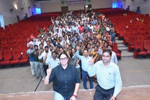 82 ग्राम पंचायतों के जनप्रतिनिधियों, स्वच्छता कर्मियों एवं हितधारकों को दिया गया व्यवहारिक प्रशिक्षण