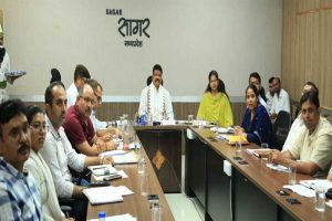 गेहूं खरीदी में गड़बड़ी पर बड़ा एक्शन गेहूं खरीदी में गड़बड़ी पर बड़ा एक्शन