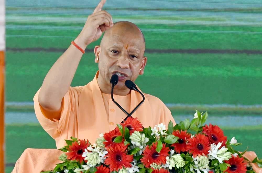 मुख्यमंत्री ने प्राकृतिक खेती में विशिष्ट कार्य करने वाले किसानों को किया सम्मानित मुख्यमंत्री ने प्राकृतिक खेती में विशिष्ट कार्य करने वाले किसानों को किया सम्मानित