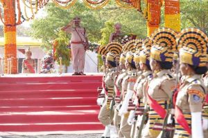 डीजीपी कैलाश मकवाणा के मुख्य आतिथ्य में पुलिस प्रशिक्षण महाविद्यालय इंदौर में 78वें नव आरक्षक बुनियादी प्रशिक्षण सत्र का दीक्षांत समारोह सम्पन्न डीजीपी कैलाश मकवाणा के मुख्य आतिथ्य में पुलिस प्रशिक्षण महाविद्यालय इंदौर में 78वें नव आरक्षक बुनियादी प्रशिक्षण सत्र का दीक्षांत समारोह सम्पन्न