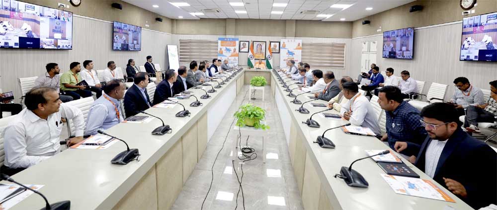 मुख्यमंत्री योगी आदित्यनाथ के मार्गदर्शन में युवाओं को गांव में ही स्वरोजगार, महिलाओं को मिलेगी प्राथमिकता मुख्यमंत्री योगी आदित्यनाथ के मार्गदर्शन में युवाओं को गांव में ही स्वरोजगार, महिलाओं को मिलेगी प्राथमिकता