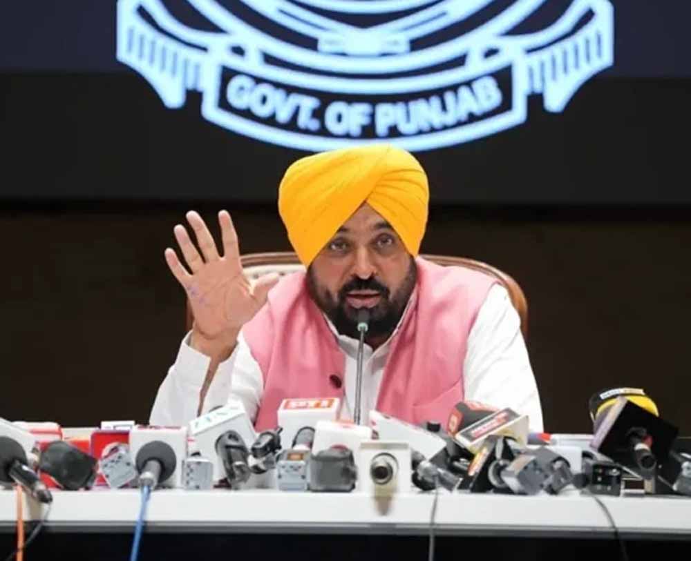 पंजाब में जल्द पक्की होगी 65 हजार कर्मचारियों की नौकरी, कैबिनेट ले सकती है बड़ा फैसला