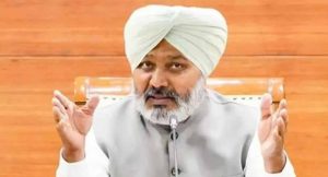 पासिंग फीस और अवैध वाहनों पर सरकार सख्त, मंत्री चीमा ने समाधान का दिया भरोसा
