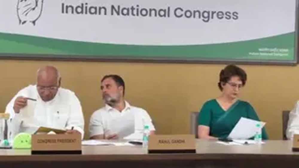 पंजाब पर कांग्रेस का फोकस बढ़ा, 12 दिन में चौथी बैठक; 117 सीटों के लिए मिशन मोड में पार्टी