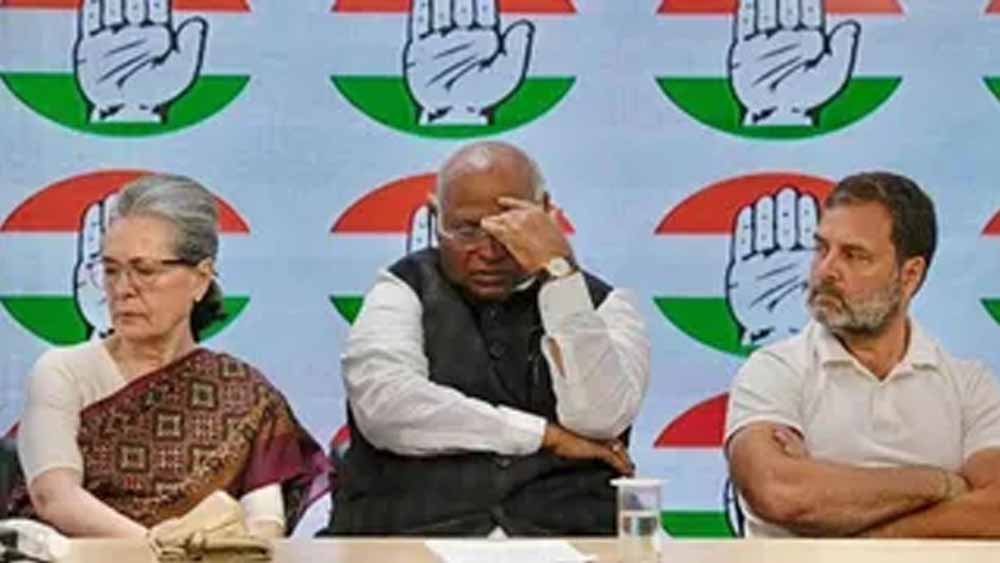 पंजाब में 2027 चुनाव की तैयारी तेज, कांग्रेस युवा मतदाताओं पर फोकस कर चलाएगी रीरूट कैंपेन पंजाब में 2027 चुनाव की तैयारी तेज, कांग्रेस युवा मतदाताओं पर फोकस कर चलाएगी रीरूट कैंपेन