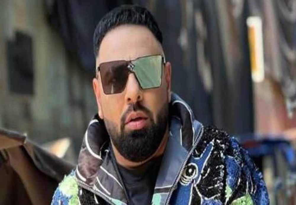 भवन नियम तोड़ना पड़ा भारी! बादशाह का ‘सागो क्लब’ प्रशासन ने किया बंद