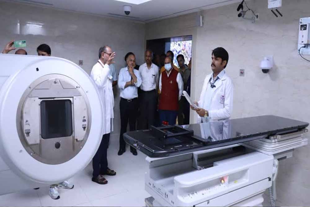 मरीजों के लिए राहतभरी खबर, बठिंडा अस्पताल में लगी आधुनिक एक्स-रे और OPG मशीनें मरीजों के लिए राहतभरी खबर, बठिंडा अस्पताल में लगी आधुनिक एक्स-रे और OPG मशीनें