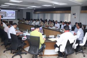 राज्य सड़क सुरक्षा परिषद की बैठक में दोनों उपमुख्यमंत्रियों और परिवहन मंत्री ने की समीक्षा राज्य सड़क सुरक्षा परिषद की बैठक में दोनों उपमुख्यमंत्रियों और परिवहन मंत्री ने की समीक्षा