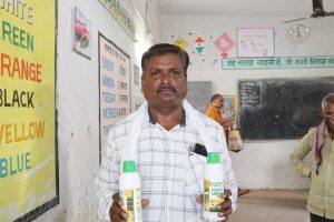 आधुनिक कृषि तकनीक अपनाकर कम लागत में बढ़ा रहे उत्पादन, अन्य किसानों के लिए बने प्रेरणा स्रोत आधुनिक कृषि तकनीक अपनाकर कम लागत में बढ़ा रहे उत्पादन, अन्य किसानों के लिए बने प्रेरणा स्रोत