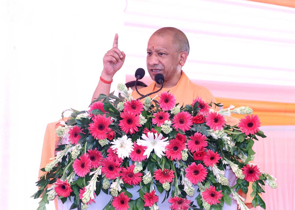 दलगत राजनीति से ऊपर उठते हुए योगी सरकार ने नियोजित विकास पर दिया ध्यान दलगत राजनीति से ऊपर उठते हुए योगी सरकार ने नियोजित विकास पर दिया ध्यान
