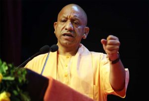 सीएम योगी की मंशा के अनुरूप उपस्थिति का तैयार होगा रोस्टर, आय- जाति- निवास प्रमाणपत्र व खतौनी आदि के लिए होगा त्वरित निस्तारण