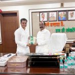 महिला स्व-सहायता समूहों की अनूठी पहल, डिप्टी सीएम अरुण साव को भेंट किया गया विशेष चावल