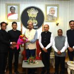 राज्यपाल से परिवीक्षाधीन आईएएस अधिकारियों ने की सौजन्य भेंट राज्यपाल से परिवीक्षाधीन आईएएस अधिकारियों ने की सौजन्य भेंट