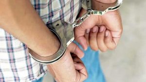 मोबाइल लूटकर फरार हुआ आरोपी पुलिस गिरफ्त में, गार्ड हत्याकांड का खुलासा मोबाइल लूटकर फरार हुआ आरोपी पुलिस गिरफ्त में, गार्ड हत्याकांड का खुलासा