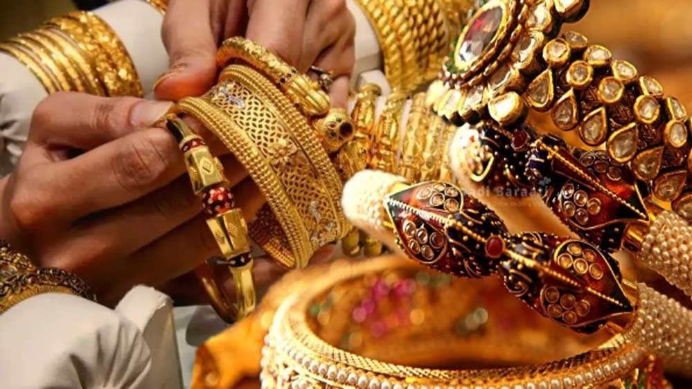 Gold-Silver Price Rise: चांदी ने तोड़े रिकॉर्ड, सोना भी हुआ महंगा; निवेशकों की बढ़ी दिलचस्पी