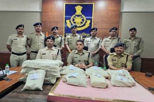 एमडी ड्रग निर्माण फैक्ट्री का भंडाफोड़ एमडी ड्रग निर्माण फैक्ट्री का भंडाफोड़