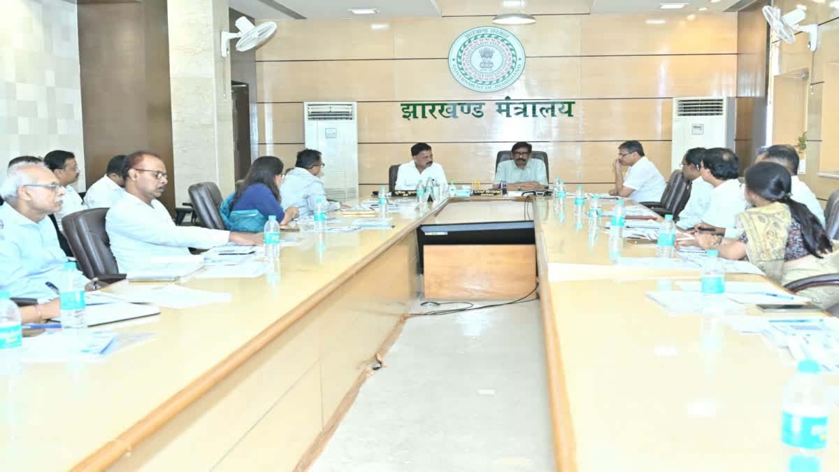 बीआईटी सिंदरी बनेगा विश्वविद्यालय, ऑनलाइन पढ़ाई और तकनीकी शिक्षा क्लस्टर होंगे शुरू बीआईटी सिंदरी बनेगा विश्वविद्यालय, ऑनलाइन पढ़ाई और तकनीकी शिक्षा क्लस्टर होंगे शुरू