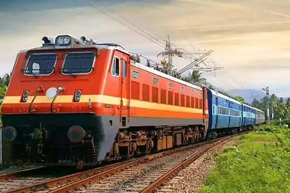 श्रावणी मेले की तैयारी तेज, रेलवे ने शुरू की सावन स्पेशल सेवाएं