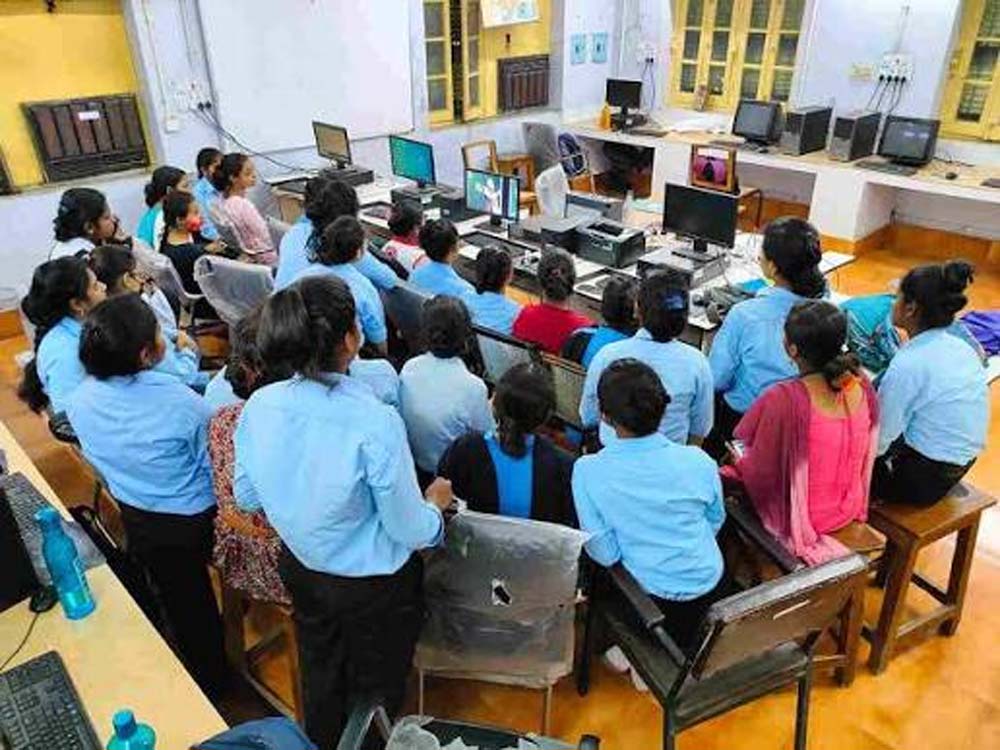 अंबाला आईटीआई में दाखिले सुस्त, आधुनिक ट्रेडों में छात्राओं की घटी रुचि