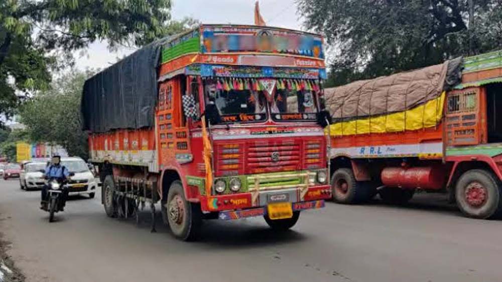 VLTD नियमों के विरोध में राजस्थानभर में ट्रक हड़ताल, माल ढुलाई प्रभावित होने की आशंका