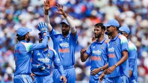 भारत-इंग्लैंड निर्णायक वनडे से पहले बड़ा झटका, चोटिल सुंदर की जगह हर्ष दुबे को मौका भारत-इंग्लैंड निर्णायक वनडे से पहले बड़ा झटका, चोटिल सुंदर की जगह हर्ष दुबे को मौका